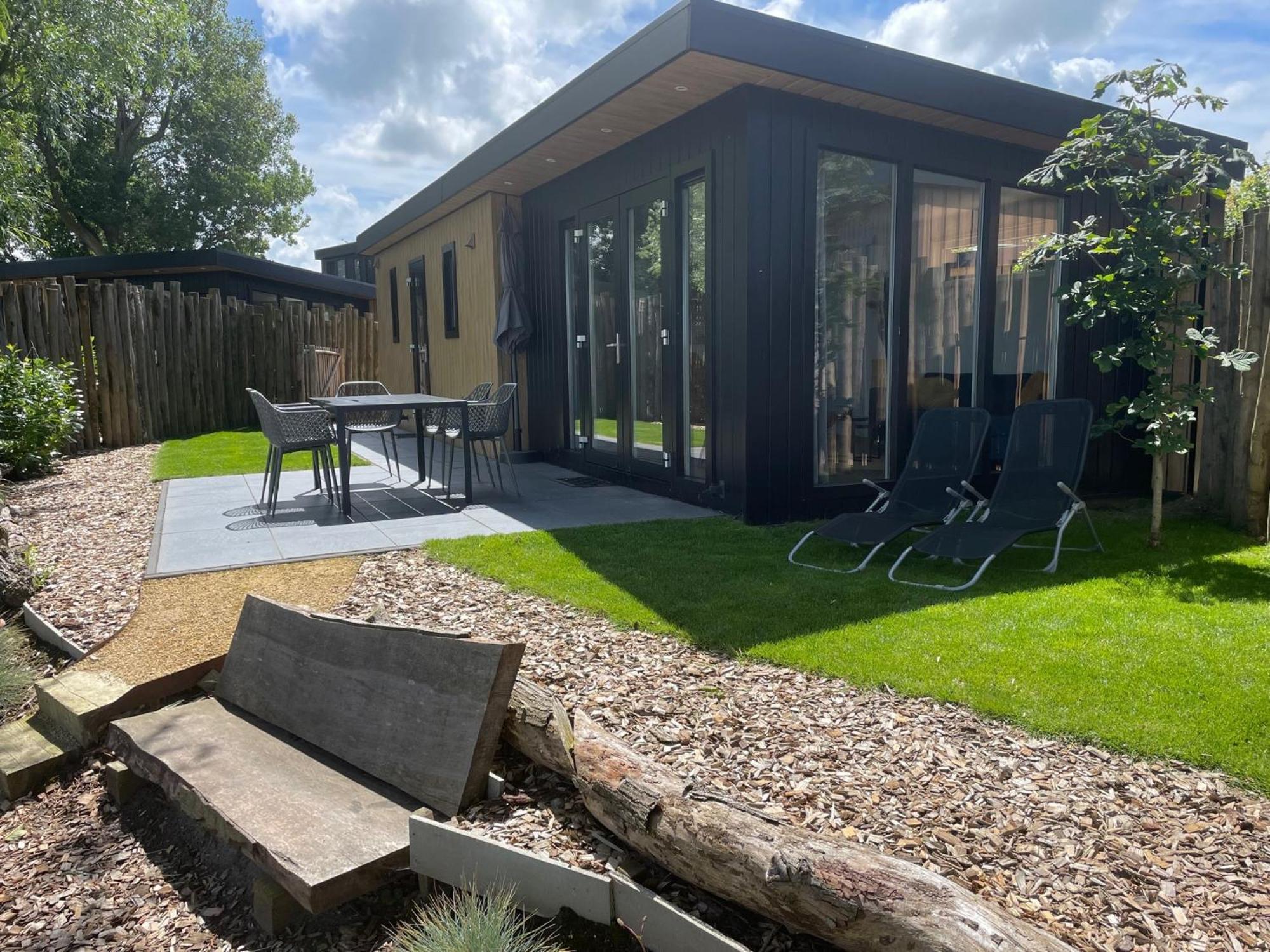 Vogelvrij, Vakantie Woning Met Landelijk Uitzicht En Geheel Omheinde Tuin Burgerbrug Bagian luar foto